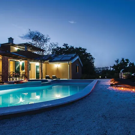 Holiday home Gorgeous Home In Rezanci With Jacuzzi *