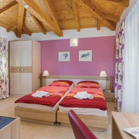 Vakantiehuis Luxurious In